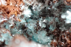 AURICHALCITE * PALE BLUE LITTLE CRYSTALS ON MATRIX * NICE !!! Lavrion, GREECE - Picture 1 of 17