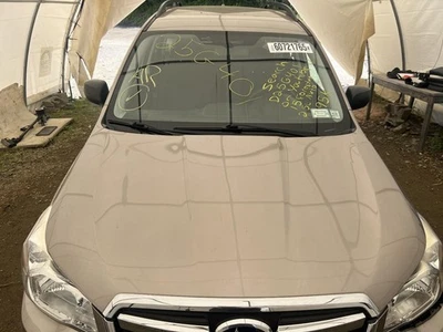 Used Hood fits: 2015 Subaru Forester  Grade A Foto 1 de 4