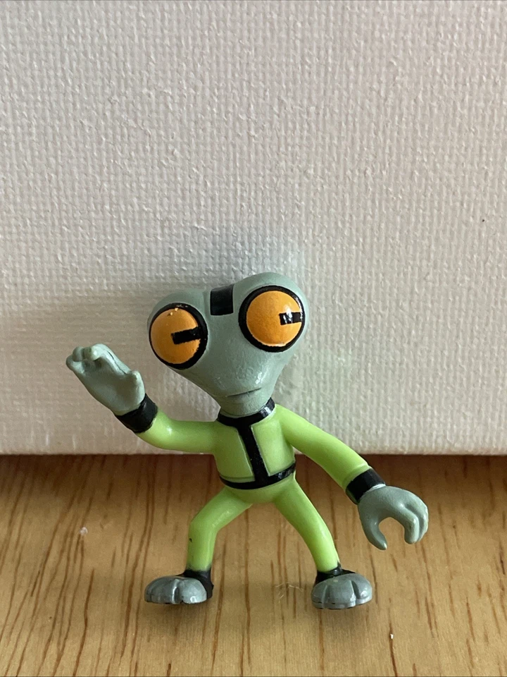 Ben 10 Grey Matter Alien Mini 1” Figurine Action Figure Toys 2012 Playmates CN - Image 1 of 2