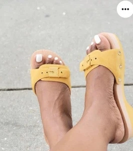 New Dr Scholls X Kate Spade New York Yellow/Gold Suede Shoes Sandal Wood Size 7 - Picture 1 of 8