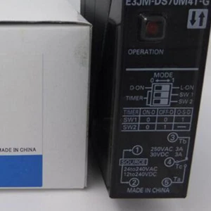 1Pcs For Omron Automation E3JM-DS70M4T-G E3JMDS70M4TG Photoelectric Switch - Picture 1 of 3