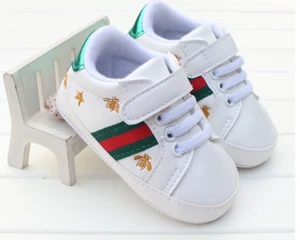 Newborn Baby Boy Girl Pram Shoes Toddler Pre Walker White Sneakers Trainers 0-12 - Picture 1 of 7
