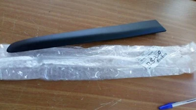 Puerta trasera izquierda moldeada Fiat Stilo 735314531 OEM Foto 1 de 2