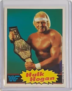 Carta wrestling 1985 O-Pee-Chee Hulk Hogan #16 WWF sfondo blu (RARA) - Foto 1 di 7