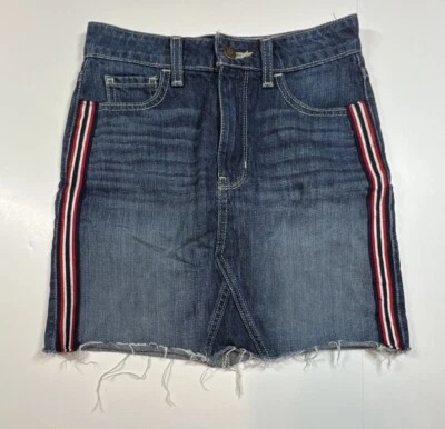 Falda vaquera Hollister para mujer roja/blanca/azul a rayas talla 0 dobladillo sin terminar Foto 1 de 4