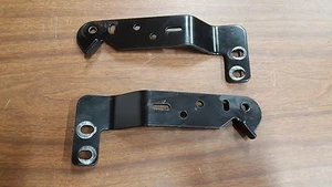 Dynamark Model D4318030 Lawn Tractor Hood Hinge Brackets - Picture 1 of 2
