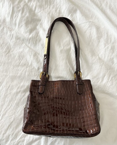 Borsa a tracolla Givenchy in pelle verniciata marrone