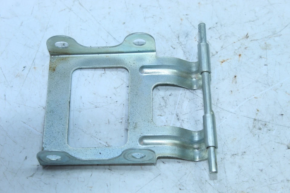 09-15 ASIENTO BISAGRA YAMAHA RS VENTURE GT OEM 8HF-24769-00-00 Foto 1 de 1