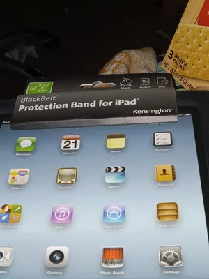 Generation 4 IPad Protection Band by Kensington Brand New - Image 1 of 2