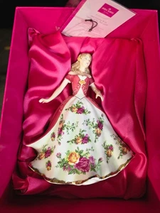 FIGURA DE ROSAS DE CAMPO ANTIGUAS DAMA BONITA REAL ALBERT ROYAL DOULTON - Imagen 1 de 14