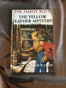 The Hardy Boys #33 The Yellow Feather Mystery  1953  Hardback - Bild 1 von 4