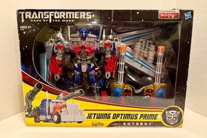 Transformers Dark of the Moon - Supreme Class JETWING OPTIMUS PRIME - NEW! - Picture 1 of 4