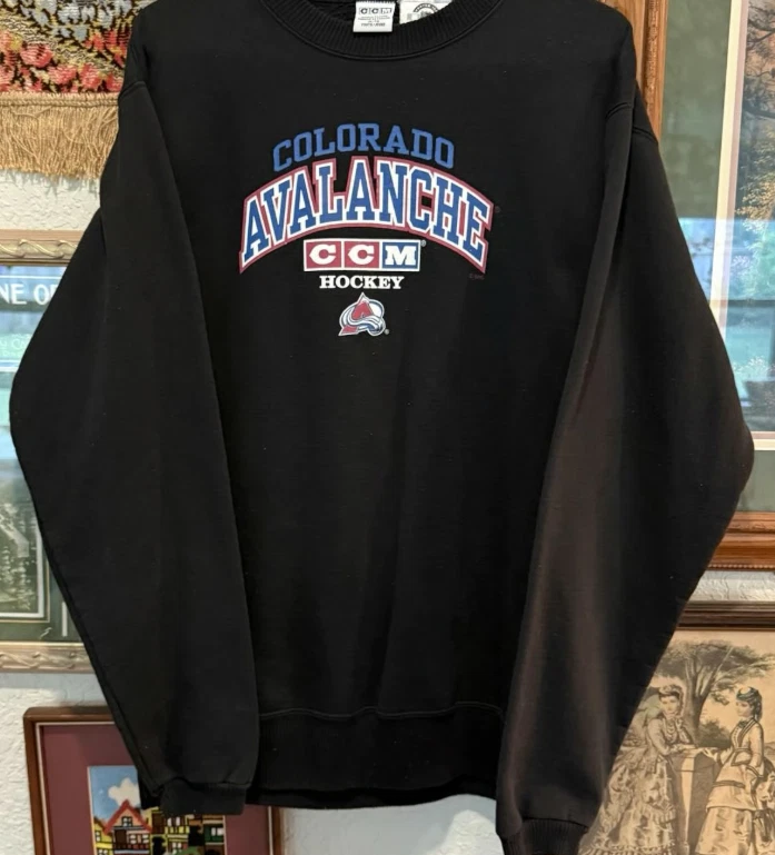 Colorado Avalanche CCM Hockey Sweatshirt reprint VK02539 - Image 1 of 1
