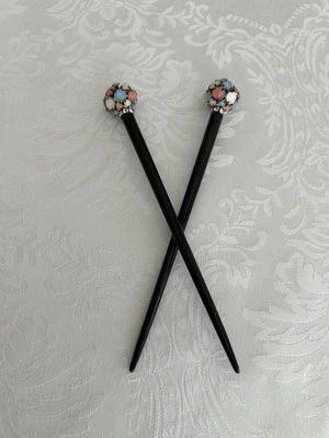 Palillos/alfileres para el cabello lacados negros vintage de los años 50 para mujer  Foto 1 de 4