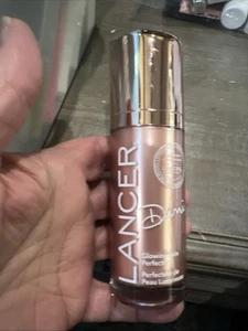 Lancer Dani Glowing Skin Perfector 1,0 Oz. Neu ohne Karton - Bild 1 von 4
