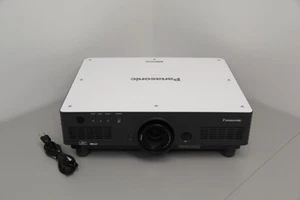 Panasonic PT-D5700 DLP XGA Projector 6000 Lumens 3195 Run Hours 1322 Lamp Hours - Picture 1 of 14