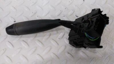 Interruptor de señal de giro/faros delanteros Ford Escort LX 97-03 Foto 1 de 4