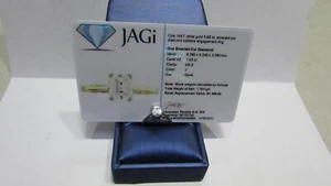 Solitaire 1.03 carat VS2 NATURAL EMERALD CUT DIAMOND RING - GORGEOUS - Picture 1 of 6