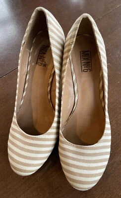 BOMBAS CON CUÑA MIX Nº 6 MUJER talla 10 color tostado/blanco apagado tela a rayas punta cerrada Foto 1 de 4