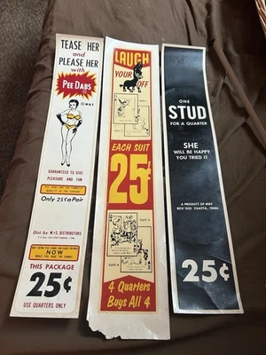 Lote de 3 piezas de calcomanías vintage para máquina expendedora de condones Nudie Donkey Pin Up Stud Allied Foto 1 de 4