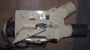 6" line diverter valve Schenck Process cast steel , pneumatic - Picture 1 of 3