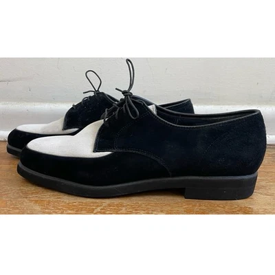 Zapatos de esmoquin de gamuza vintage para hombre talla 12 años 80 Hush Puppies blanco y negro Foto 1 de 4