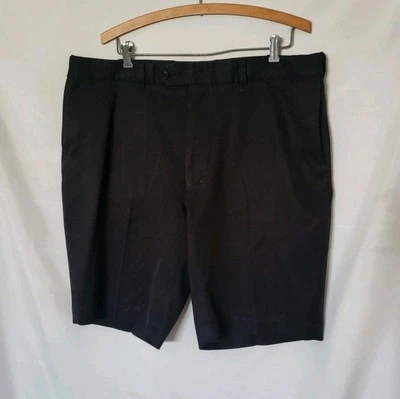 Pantalones Cortos de Golf Bobby Jones Negros Talla 38 100% Poliéster Hechos en Vietnam Foto 1 de 4