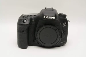 Canon EOS 7D Mark II DSLR Body w/batt, charger, wide strap, Only 14K Acts, Nice - Picture 1 of 12