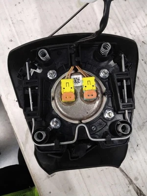 Used Steering Wheel Air Bag fits: 2016 Chevrolet Tahoe driver wheel Grade C - Image 1 of 4