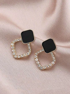 Geometric Shaped Stud Earrings - Picture 1 of 2