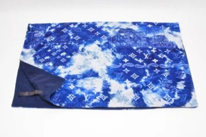 Louis Vuitton MP3347 Bandana Monograma Manta Toalla Servilleta Vid Era Virgil - Imagen 1 de 6