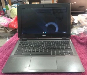Acer C730 C5MP 11.6" Chromebook Cel N2940 4G 16G Chrome OS - Picture 1 of 12