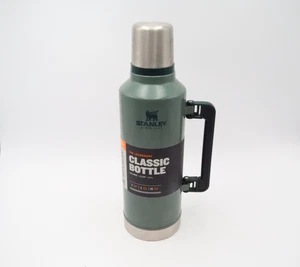 Stanley Classic Vacuum Bottle 2.5 QT XXL Green Stainless Steel NEW with Label - Picture 1 of 8