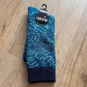 NWT Ozone Blue Pattern Socks - Picture 1 of 2