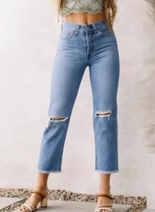 LEVI'S Levis Wedgie Straight Distressed Button Fly Jeans Size 28 - Picture 1 of 6