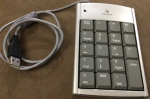 Targus Numeric Keypad PAUK10U, 2 -port USB Hub  - Picture 1 of 4