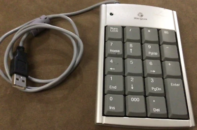 Targus Numeric Keypad PAUK10U, 2 -port USB Hub  - Image 1 of 4