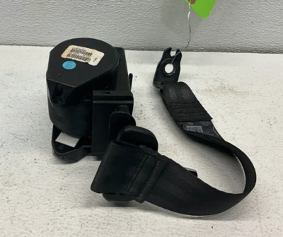 2012-2014 VOLKSWAGEN PASSAT REAR RIGHT PASSENGER SEAT BELT RETRACTOR, OEM LOT017 - Image 1 of 4