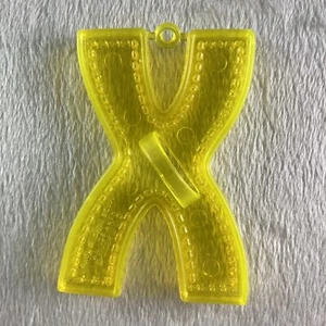 Vintage Letter X Amscan YELLOW Plastic Cookie Cutter + Recipe + Sleeve Alphabet - Picture 1 of 1
