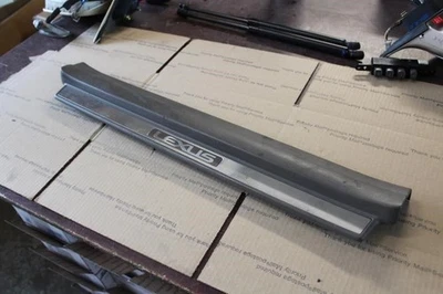 2001 2002 2003 LEXUS LS430 MOTORISTA ESQUERDO ACABAMENTO DA SOLEIRA DA PORTA DA FRENTE LK04 67914-50060 - Imagem 1 de 4