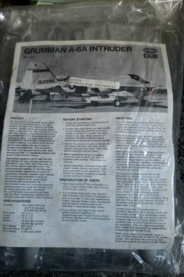 Vintage Fujimi Testors Grumman A-6A Intruder 1/48 Model Kit #333 NO Decals - Image 1 of 3