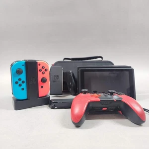Nintendo Switch v2 Video Game Console HAC-001(-01) Black - Picture 1 of 23