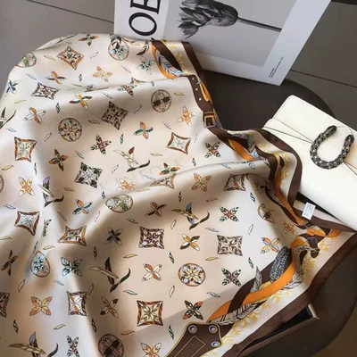 Lujosa Bufanda 100% Seda Cuadrada Seda Bandana Morera Beige Varias Plumas Regalo Foto 1 de 2