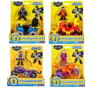 Confezione da 4 Imaginext, DC Super Friends, Streets of Gotham Hero's vs Villainss - Foto 1 di 9
