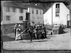 2 photographes fontaine France 1900. Glass plate negative photo T082