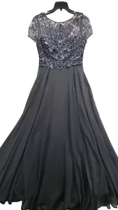 Xscape Women's Charcoal Short Sleeve Beaded Chiffon Gown Size 12P D235 - Picture 1 of 6
