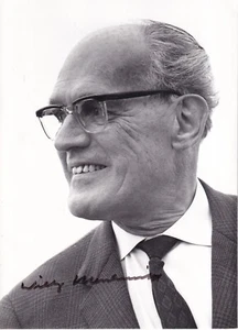 Willy Messerschmitt - Flugzeugkonstrukteur - Foto - original signiert - Picture 1 of 2