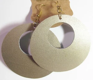 Handcrafted Genuine Leather Pierced Earrings 3" Round W/ Circle Cutouts - Bild 1 von 1