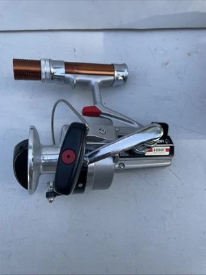 Vintage Daiwa Silver Series 4000C 2 Ball Bearing Medium/Heavy Fresh/Saltwater - Image 1 of 4