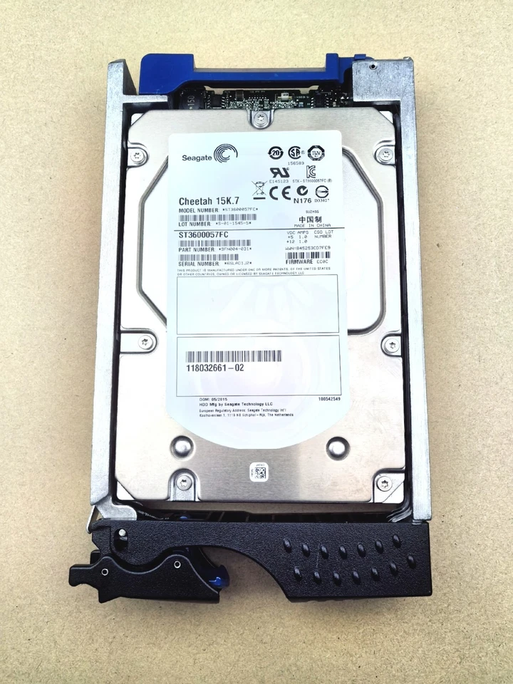EMC DMX-4G15-600 101-000-216 600GB 15K 3.5" FC DMX600G Storage Hard Disk - Image 1 of 2